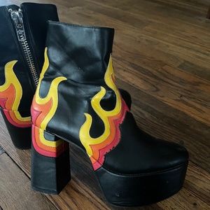 Current Mood Burner Boots